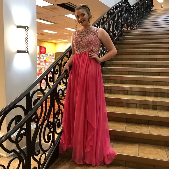 Sherri Hill Prom Dress - Picture 1 of 4